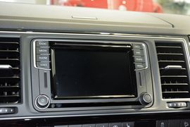 2016款大众迈特威2.0TSI四驱尊享版