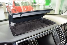 2016款大众迈特威2.0TSI四驱尊享版