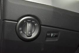 2016款大众迈特威2.0TSI四驱尊享版