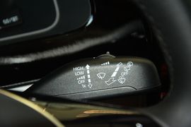 2016款大众迈特威2.0TSI四驱尊享版