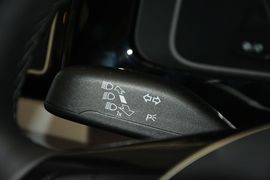 2016款大众迈特威2.0TSI四驱尊享版