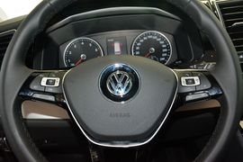 2016款大众迈特威2.0TSI四驱尊享版