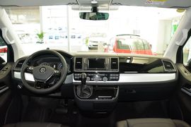 2016款大众迈特威2.0TSI四驱尊享版