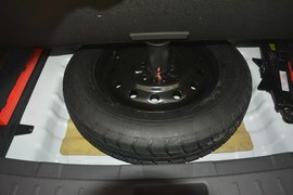 2015款江淮第二代瑞风S5