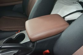 2015款江淮第二代瑞风S5