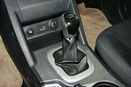 2015款江淮第二代瑞风S5