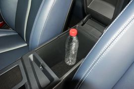   2016款现代索纳塔九 2.0L hybrid HL豪华型