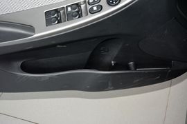 2014款现代瑞奕1.4L自动GLX
