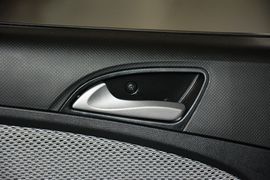 2014款现代瑞奕1.4L自动GLX