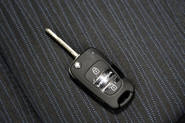 2014款现代瑞奕1.4L自动GLX