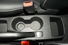 2014款现代瑞奕1.4L自动GLX
