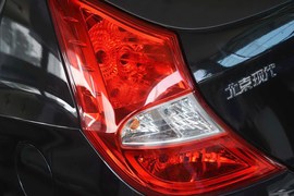 2014款现代瑞奕1.4L自动GLX