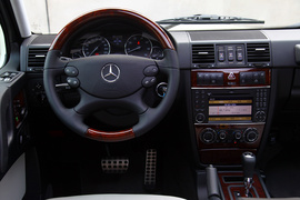 2009款奔驰G500试驾实拍