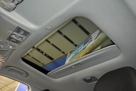 2016款现代朗动1.6L手动尊贵型