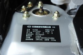 2010款比亚迪F6　２．０Ｌ手动尊贵型黄金版实拍