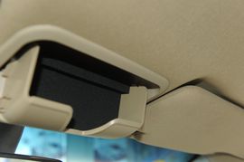 2010款比亚迪F6　2.0L手动尊贵型黄金版实拍