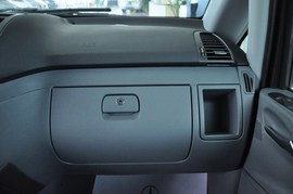 2010款奔驰威霆2.2L