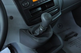 2010款奔驰威霆2.2L