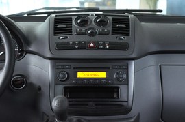 2010款奔驰威霆2.2L