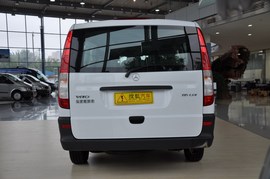 2010款奔驰威霆2.2L