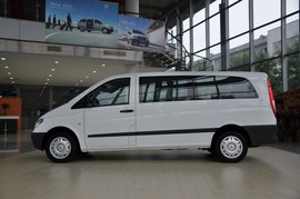 2010款奔驰威霆2.2L