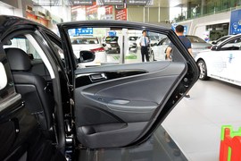 2015款现代索纳塔八经典