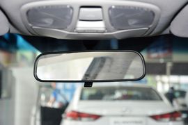 2015款现代索纳塔八经典