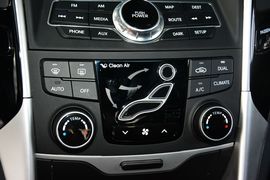 2015款现代索纳塔八经典