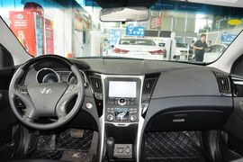 2015款现代索纳塔八经典