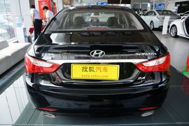 2015款现代索纳塔八经典