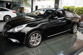 2015款现代索纳塔八经典