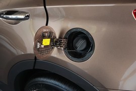 2015款现代全新胜达2.0T自动两驱智能型