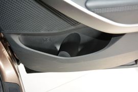 2015款现代全新胜达2.0T自动两驱智能型