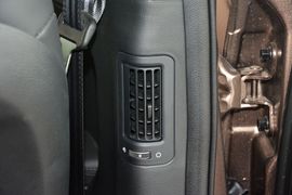 2015款现代全新胜达2.0T自动两驱智能型