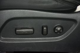 2015款现代全新胜达2.0T自动两驱智能型