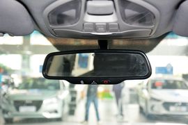 2015款现代全新胜达2.0T自动两驱智能型