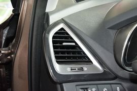 2015款现代全新胜达2.0T自动两驱智能型
