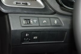2015款现代全新胜达2.0T自动两驱智能型