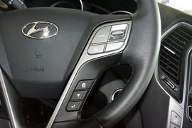 2015款现代全新胜达2.0T自动两驱智能型