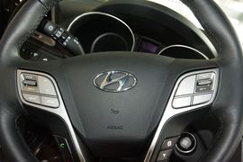 2015款现代全新胜达2.0T自动两驱智能型