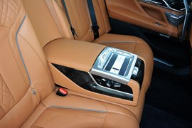 2016款宝马730Li领先型