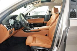 2016款宝马730Li领先型
