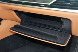 2016款宝马730Li领先型