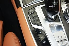 2016款宝马730Li领先型