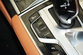 2016款宝马730Li领先型