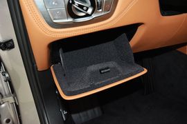 2016款宝马730Li领先型