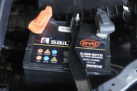 2010款比亚迪G3智能版1.8L自动豪雅型实拍