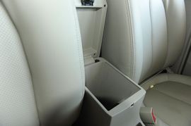 2010款比亚迪G3智能版1.8L自动豪雅型实拍