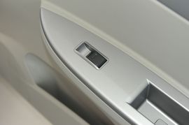 2010款比亚迪G3智能版1.8L自动豪雅型实拍