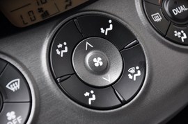 2010款丰田RAV4